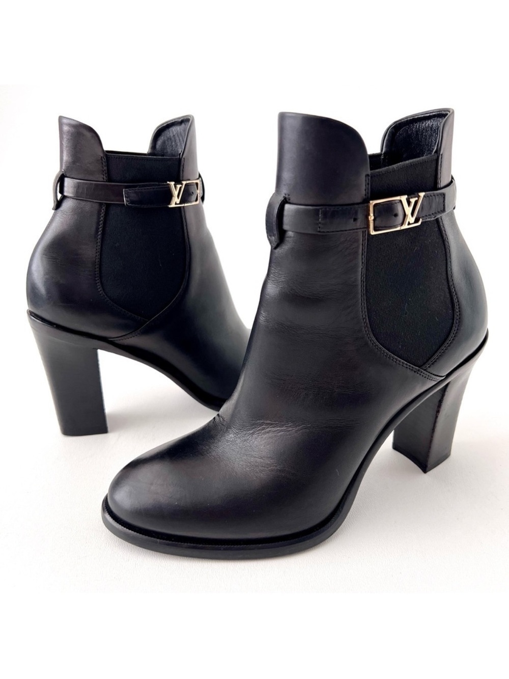 LOUIS VUITTON | Black Leather Ankle Booties LV Logo‎ Buckle Block Heel EU 37